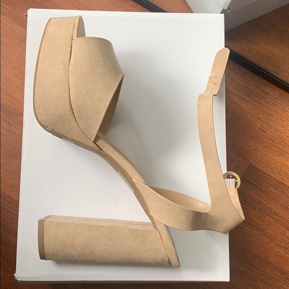 Nude platform heels - Picture 4 of 4